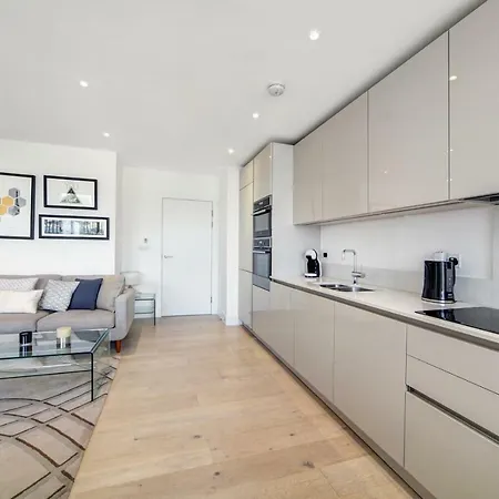 Apartment Stylish Near Central Free Wifi