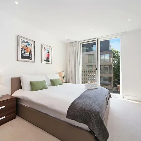 Stylish Near Central Free Wifi Apartment London