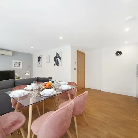 Apartamento Modern In Bayswater Free Wifi & Aircon By Aparts *