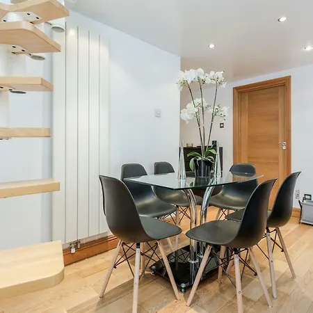 Porchester House Apartment *
