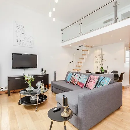 Porchester House *
