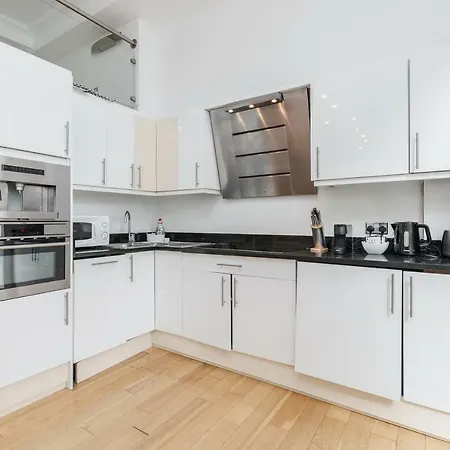 Porchester House Apartment London