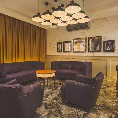 Berwick Manor Hotel 3*