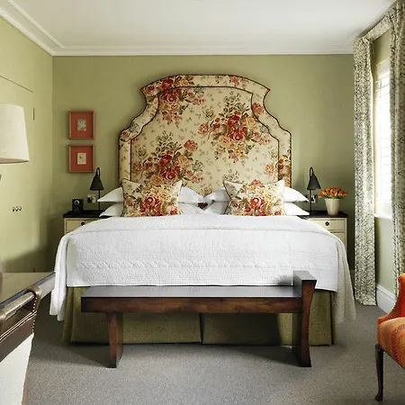 Knightsbridge Apartment London