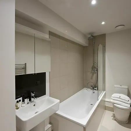 Native Fenchurch Street Apartament *