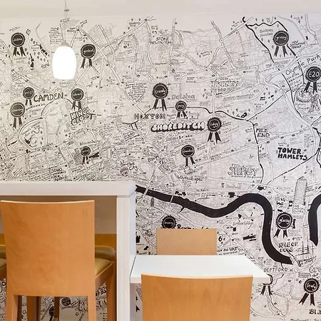 Comfort & Kings Cross St. Pancras 런던