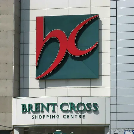London Cross, An Ihg Brent