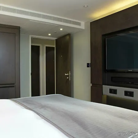 Eccleston Square Hotel