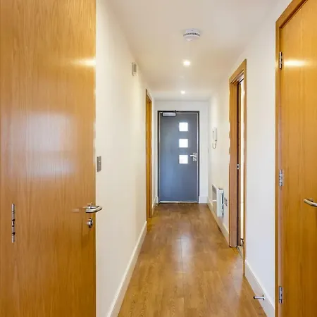 Apartment Modern 2 Bed 2 Bath Hyde Park London