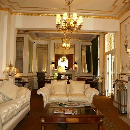The Colonnade 4*