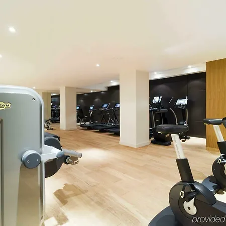 Apex Temple Court Hotel 4*