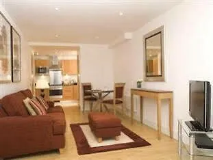 Hotel apartamentowy Marlin Stratford 4*