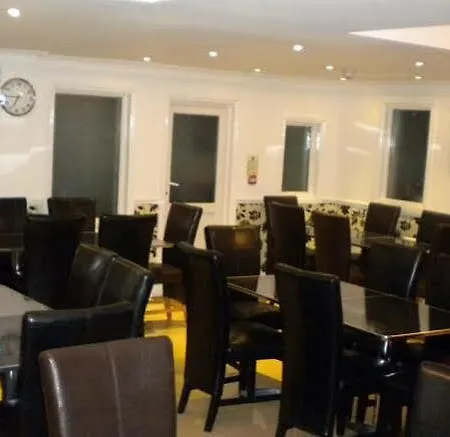 Royal 2 Hammersmith ゲストハウス ロンドン