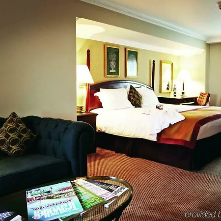 Hotel The Bailey's Kensington 4*