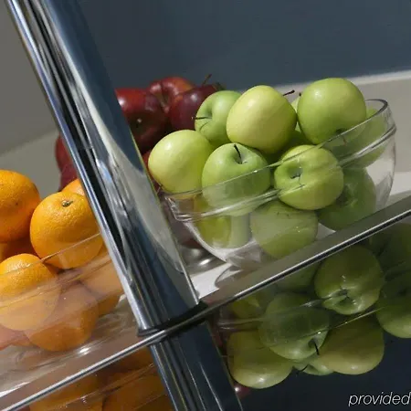 Holiday Express - Wandsworth By Ihg London