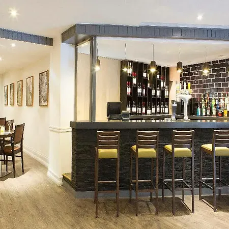 Epping Forest Hotel Woodford