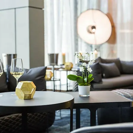 Park Plaza London, Park Royal 4* Londýn