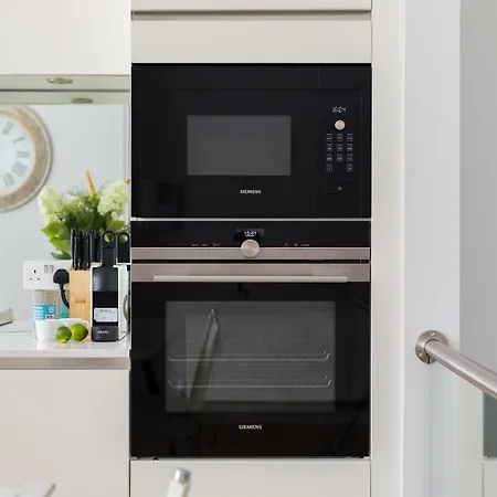 Kensington Court By Lime Street Apartment London