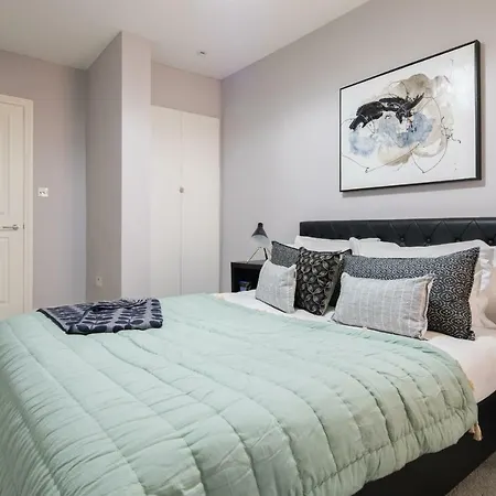 Apartment Kensington Court By Lime Street
