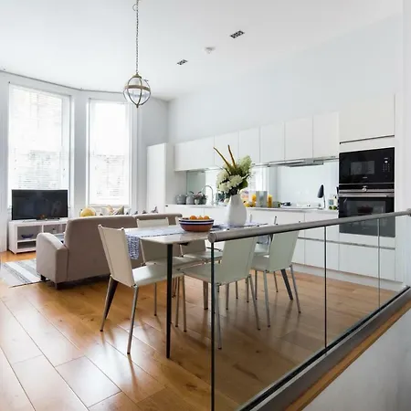 Kensington Court By Lime Street