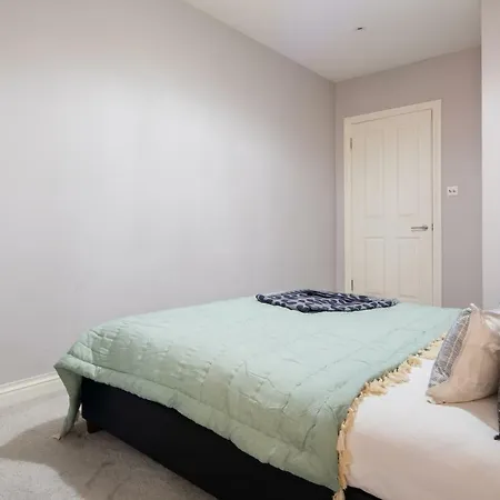 Apartment Kensington Court By Lime Street