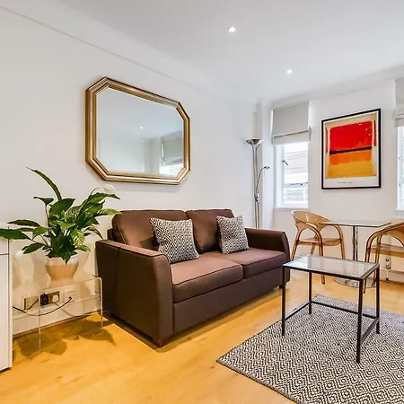 Nell Gwynn Chelsea 4*
