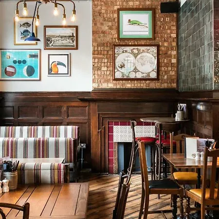 Hostel Publove @ The Rose & Crown