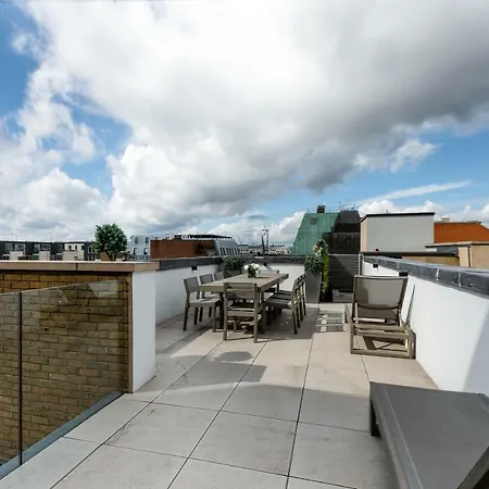 Luxury In Soho - Oxford Street