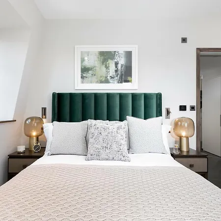 Luxury In Soho - Oxford Street * Londra