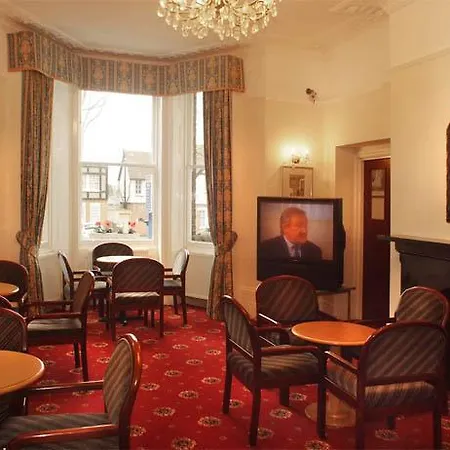Otel Channins Hounslow
