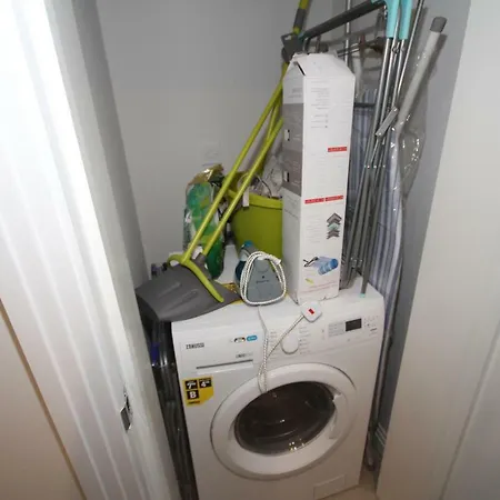 Court Apartment Uxbridge