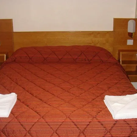 Seymour Hotel 2*