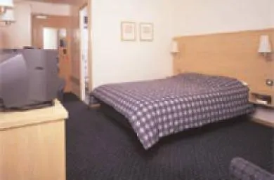 فندق Travelodge Farringdon لندن