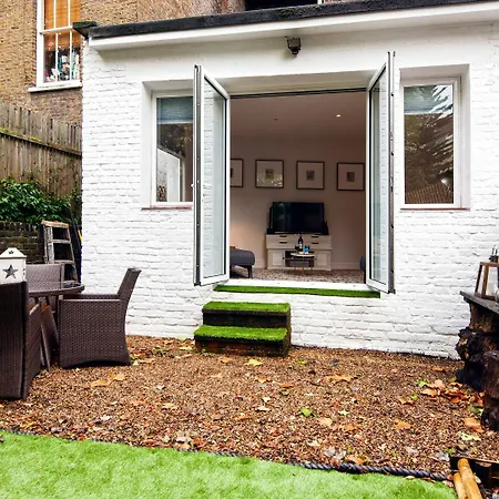 The Earl's Court Garden Gem * Londres