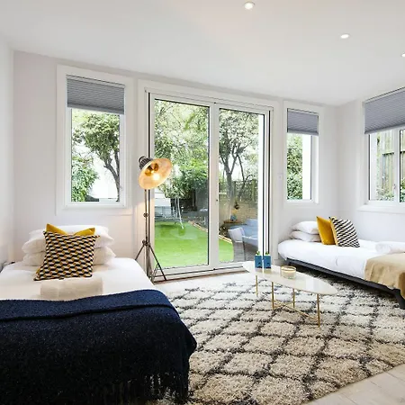 The Earl's Court Garden Gem Appartement *