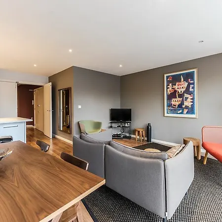 Native Hoxton Hotel London