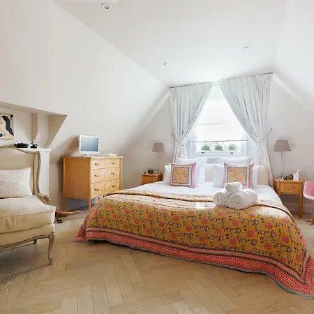 Kew Gardens Bed & Breakfast