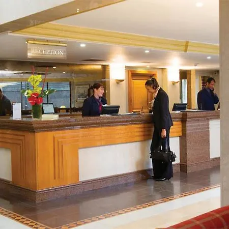 Hotel Thistle Euston 4*