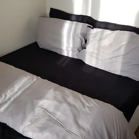 Elegant And Spacious 2 Bedroom