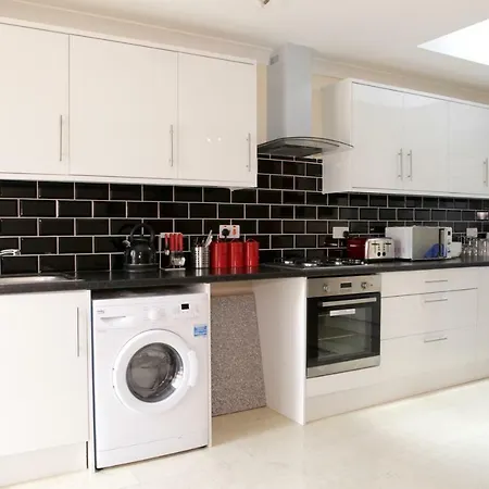 Hr Guest house London