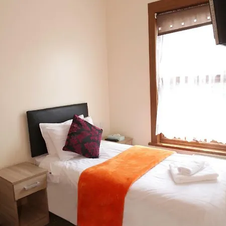 Hr Guest house *