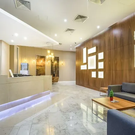 Apartment One Commercial Street