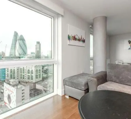 One Commercial Street Apartment