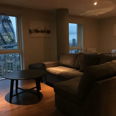Apartment One Commercial Street London