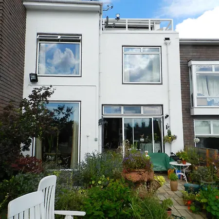 Chiswick Riviera With Free Parking Bed and breakfast Londres