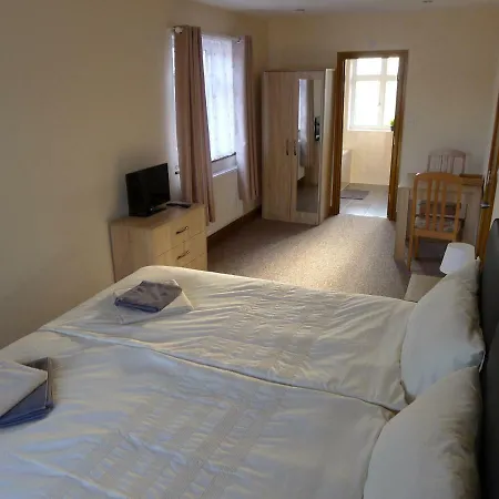 Wembley Homestay *