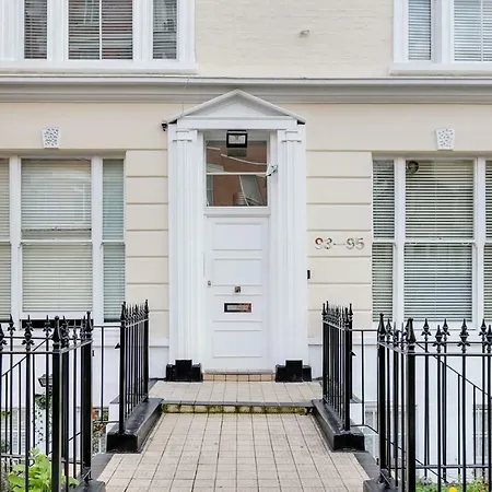 Notting Hill Residences * London