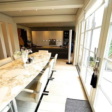 Bed & Breakfast Kew Gardens 4*