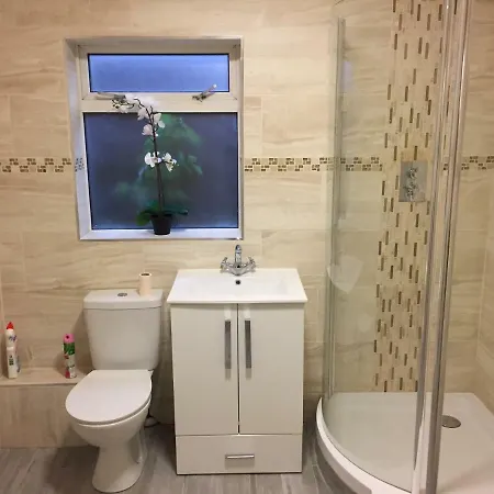 Guest house Heathrow Lhr 3*