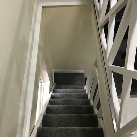 City Central Apartment *